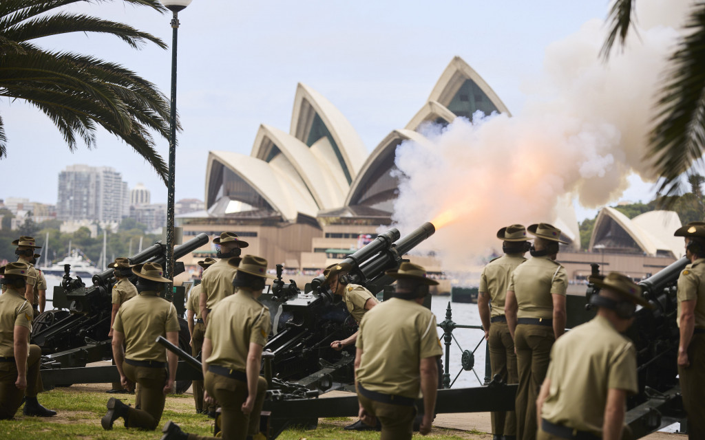 AustraliaDay 2025 21 Guns Salute Harbour CREDITDestinationNSW ReeceMcMillan 013534 1